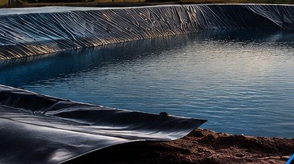 Reservatório revestido com Geomembrana PEAD Geovex Industrial